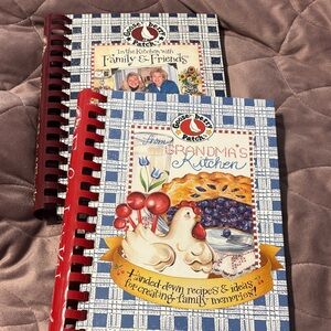 Gooseberry Patch Blue and Red Cookbook Set